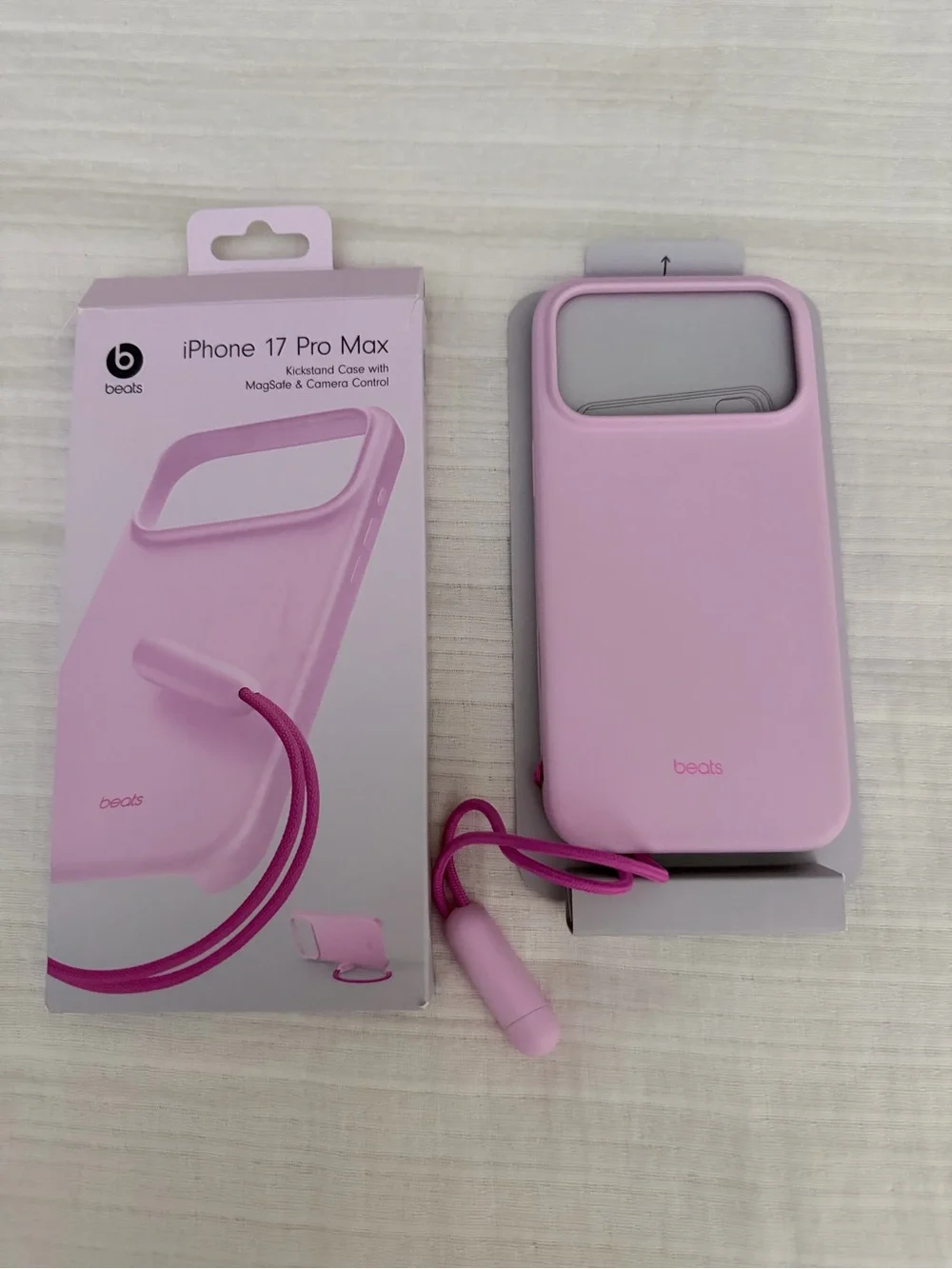 iPhone 17 Pro Max Pink Kickstand Case with Lanyard Good condition, used it twice